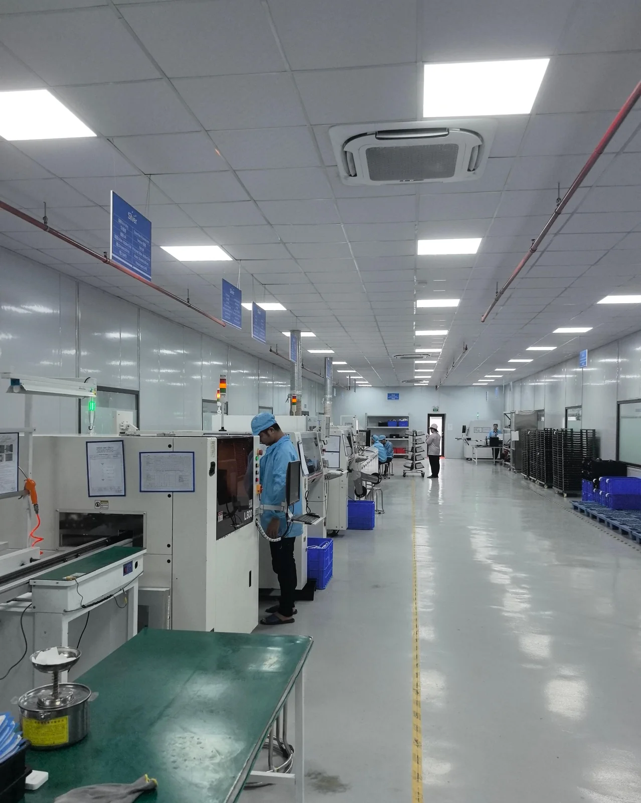 SMT electronics manufacturing workshop for LED lighting products